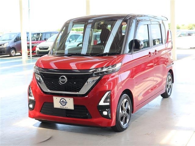 NISSAN ROOX