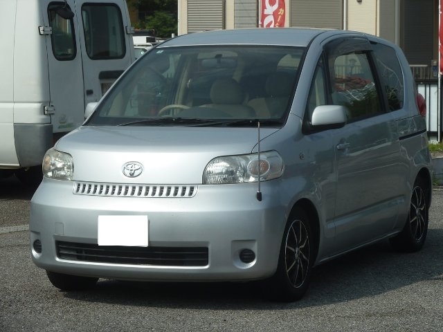 TOYOTA PORTE