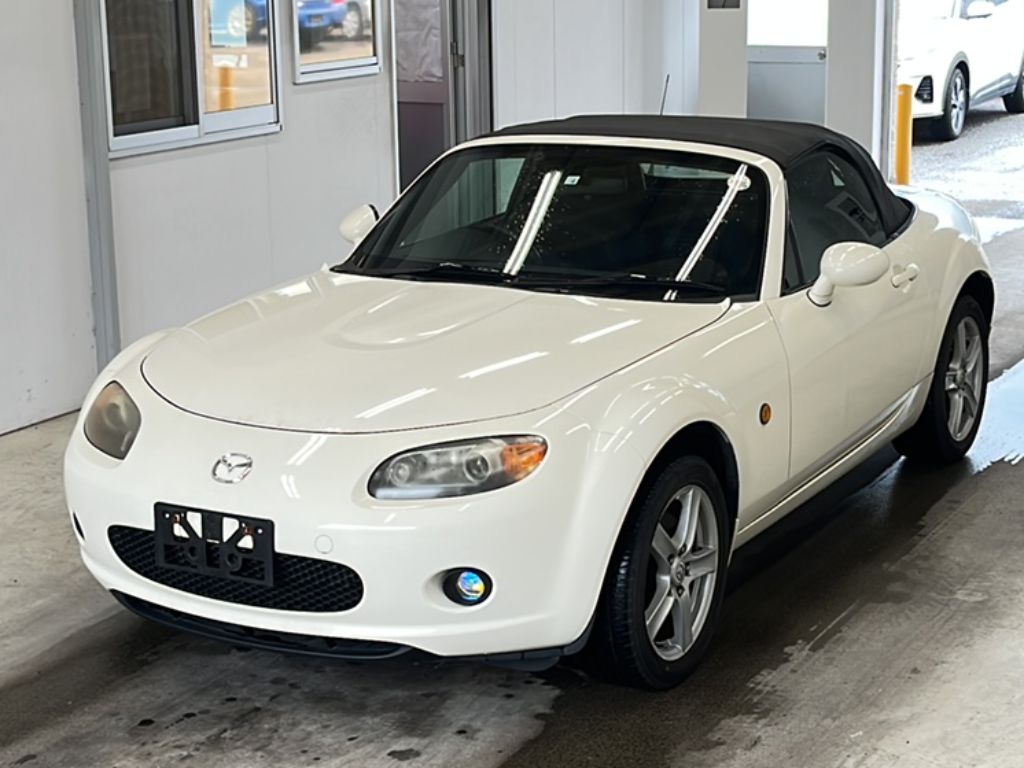 MAZDA ROADSTER