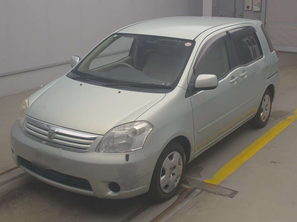 TOYOTA RAUM