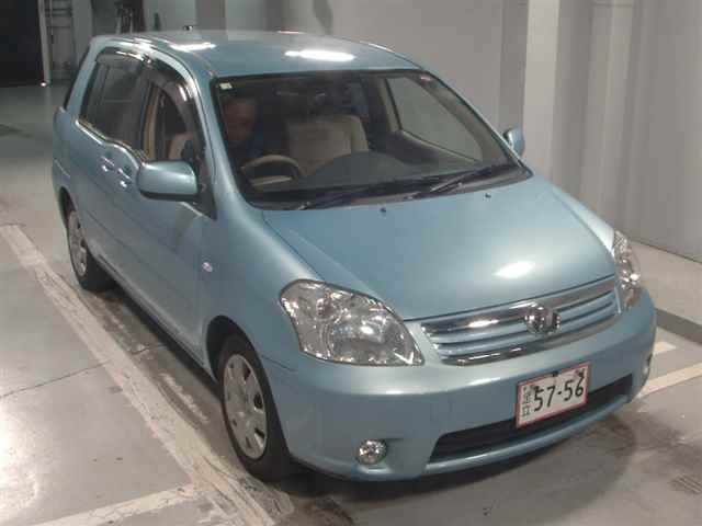 TOYOTA RAUM