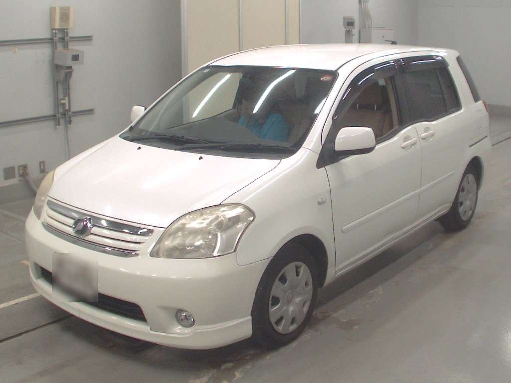 TOYOTA RAUM