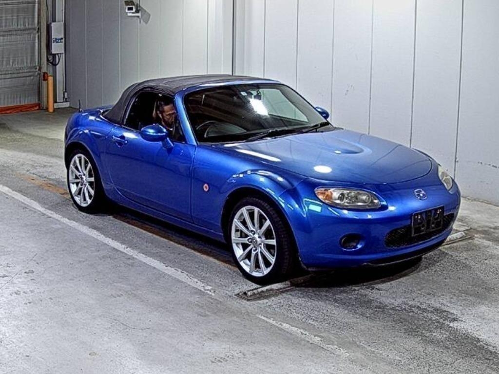 MAZDA ROADSTER