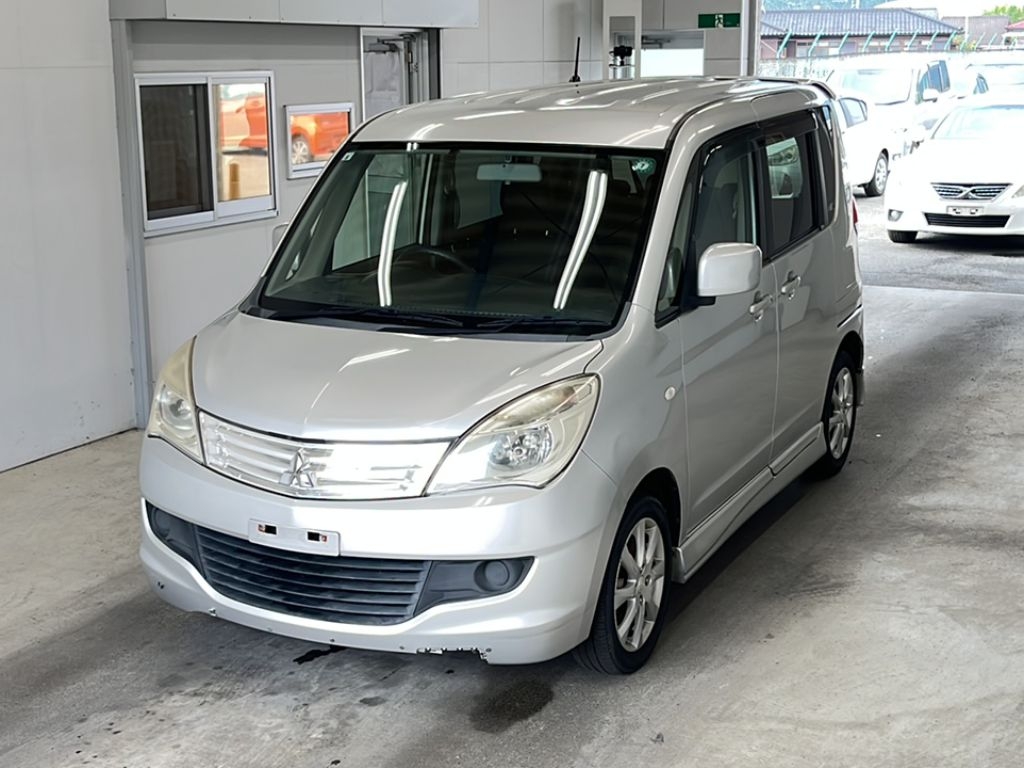 MITSUBISHI DELICA D:2