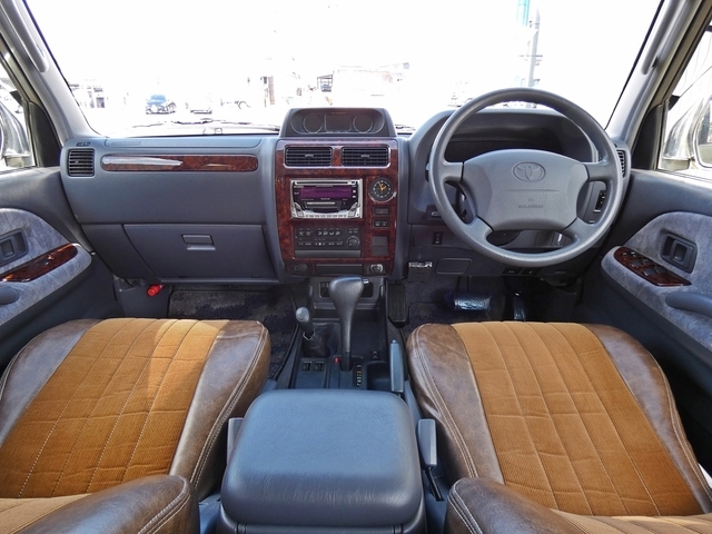 TOYOTA LAND CRUISER PRADO