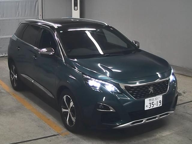 PEUGEOT 5008