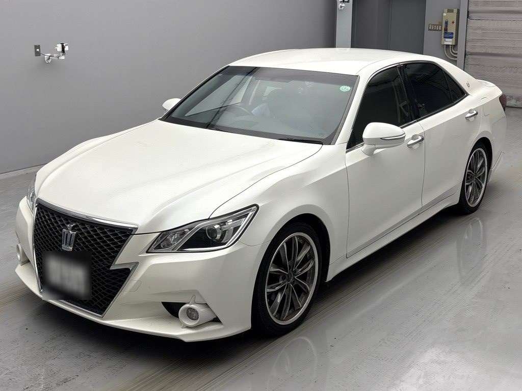 TOYOTA CROWN HYBRID
