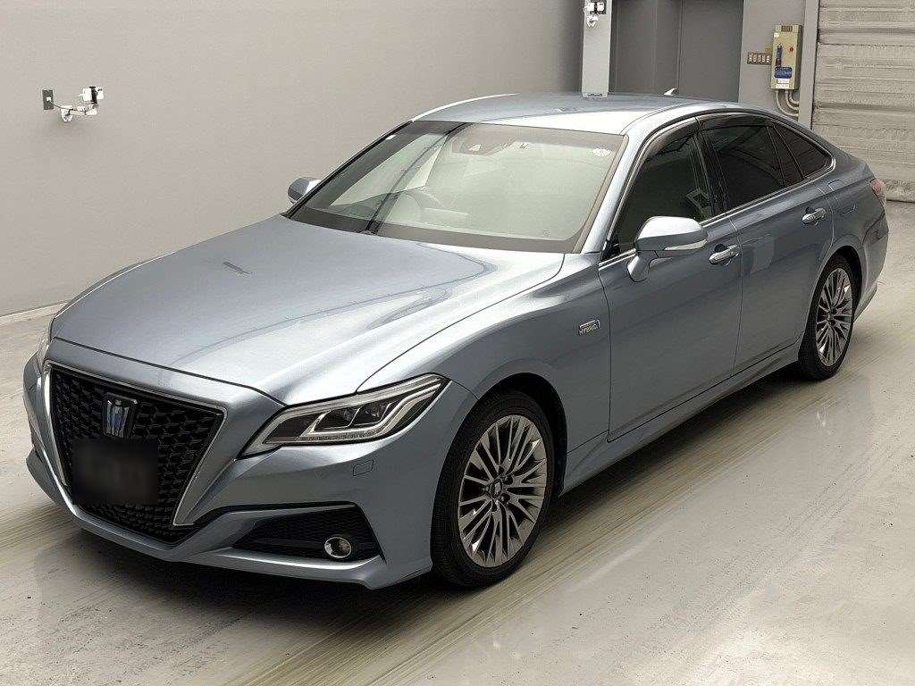 TOYOTA CROWN HYBRID