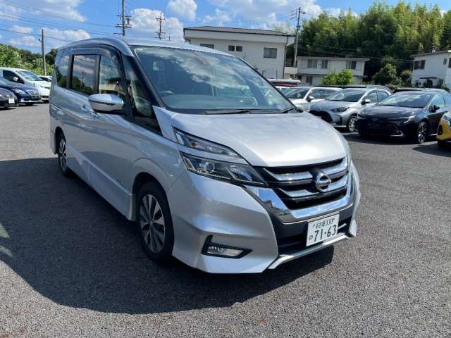 NISSAN SERENA