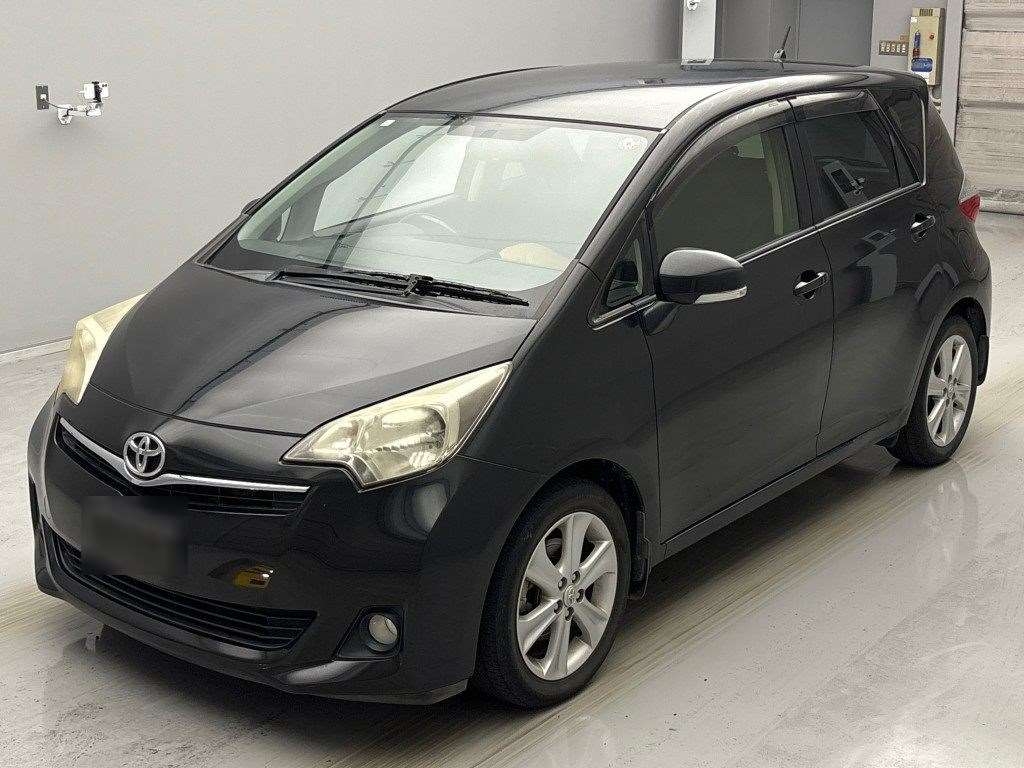 TOYOTA RACTIS