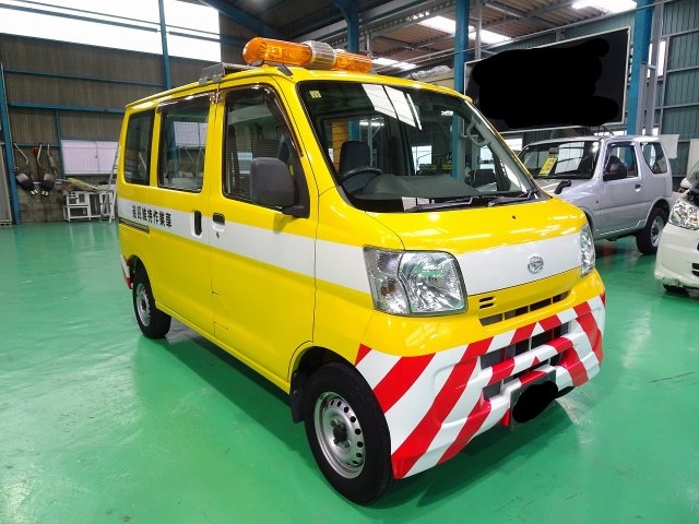 DAIHATSU HIJET VAN