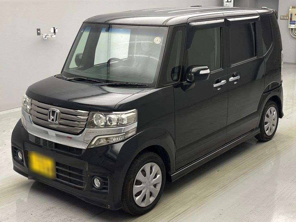 HONDA N BOX CUSTOM