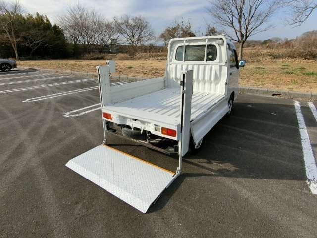 DAIHATSU HIJET TRUCK