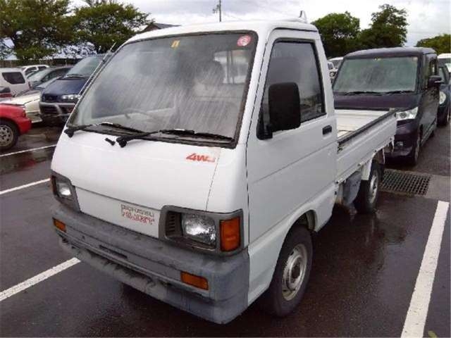 DAIHATSU HIJET TRUCK