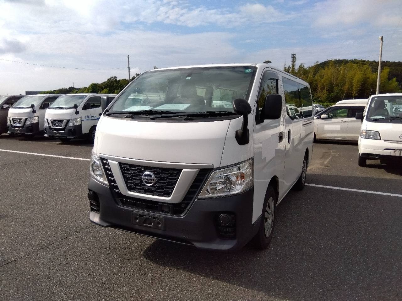 NISSAN NV350 CARAVAN