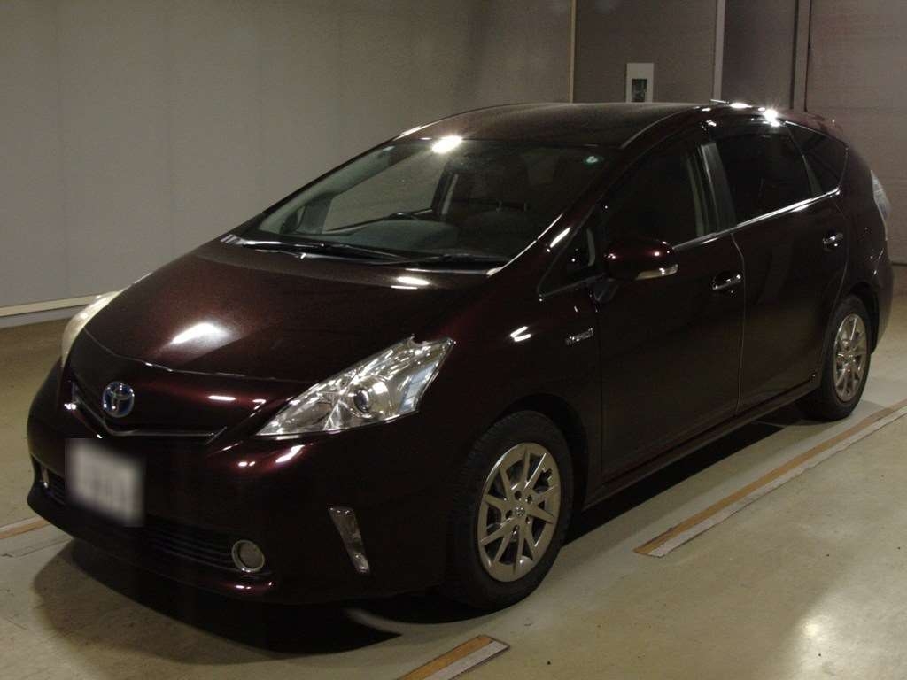 TOYOTA PRIUS ALPHA