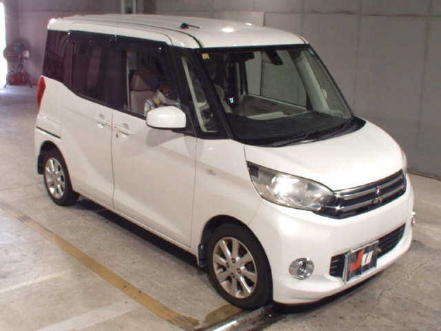 MITSUBISHI EK SPACE