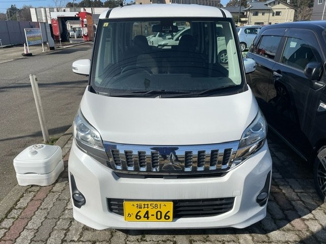 MITSUBISHI EK SPACE