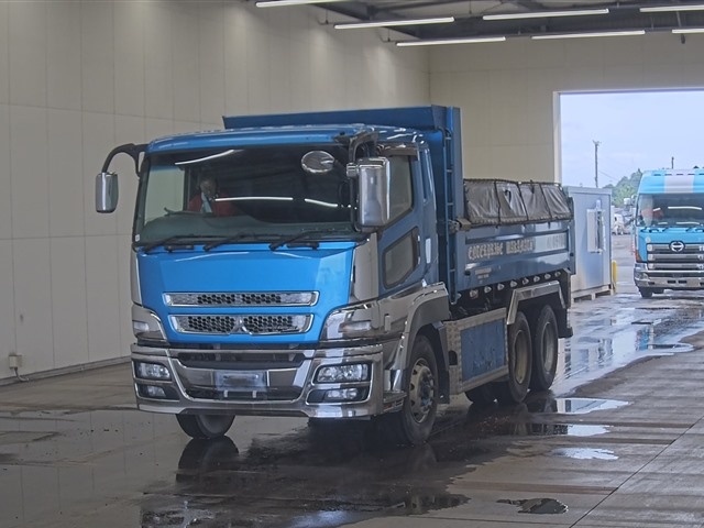 MITSUBISHI FUSO SUPER GREAT