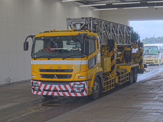 MITSUBISHI FUSO SUPER GREAT