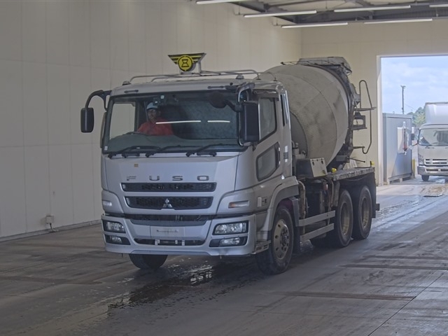 MITSUBISHI FUSO SUPER GREAT