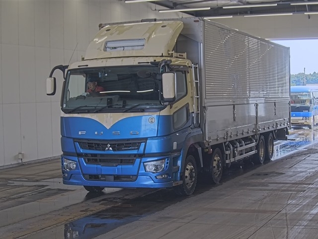 MITSUBISHI FUSO SUPER GREAT