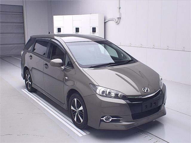 TOYOTA WISH