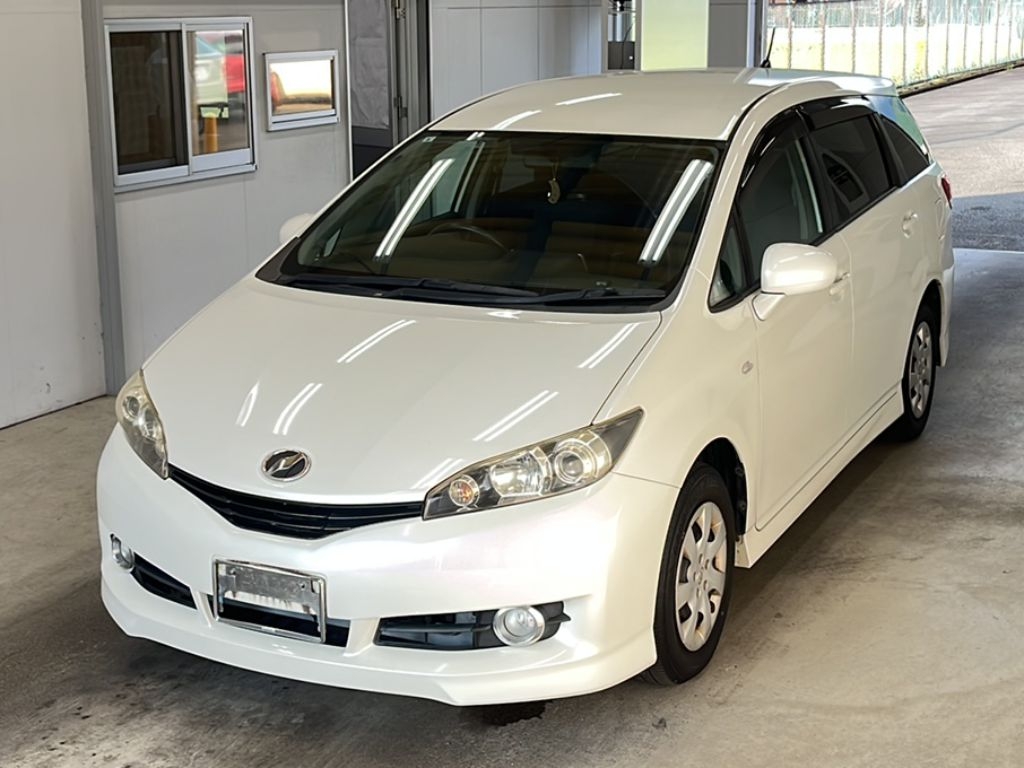 TOYOTA WISH