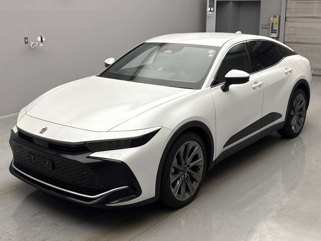 TOYOTA CROWN CROSSOVER