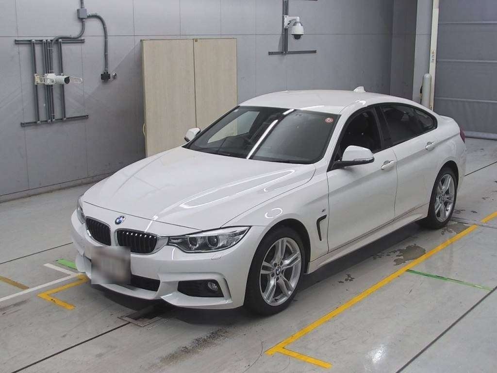 BMW 4 SERIES
