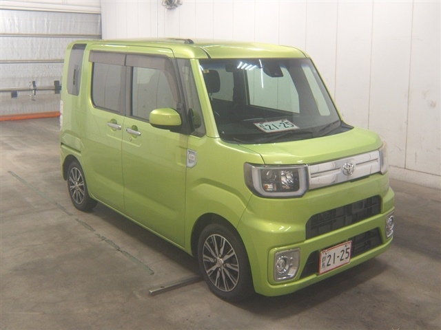 TOYOTA PIXIS MEGA