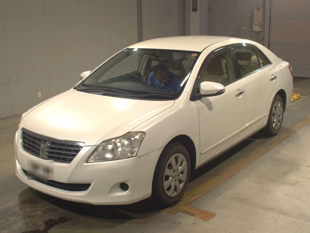 TOYOTA PREMIO