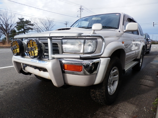TOYOTA HILUX SURF