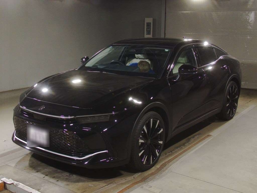 TOYOTA CROWN CROSSOVER