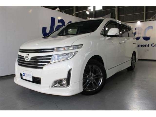 NISSAN ELGRAND