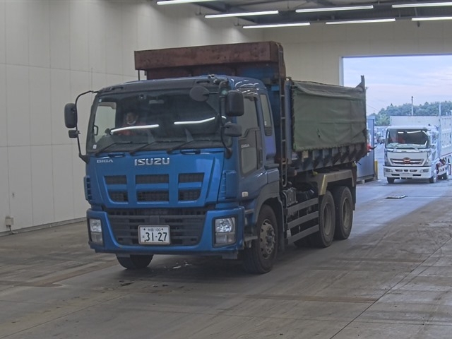 ISUZU GIGA