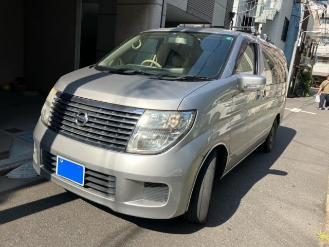 NISSAN ELGRAND