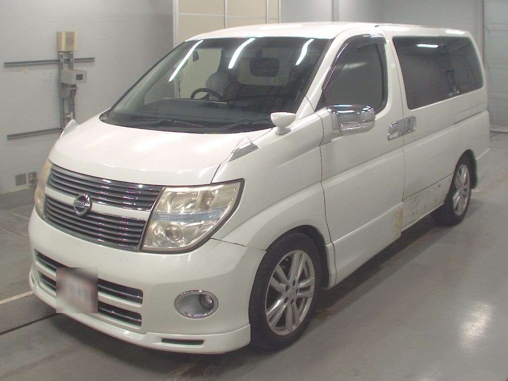 NISSAN ELGRAND