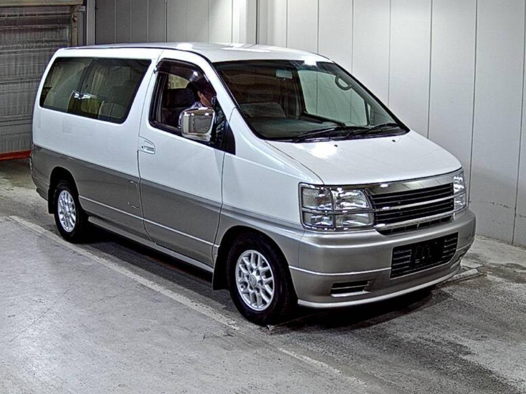 NISSAN ELGRAND