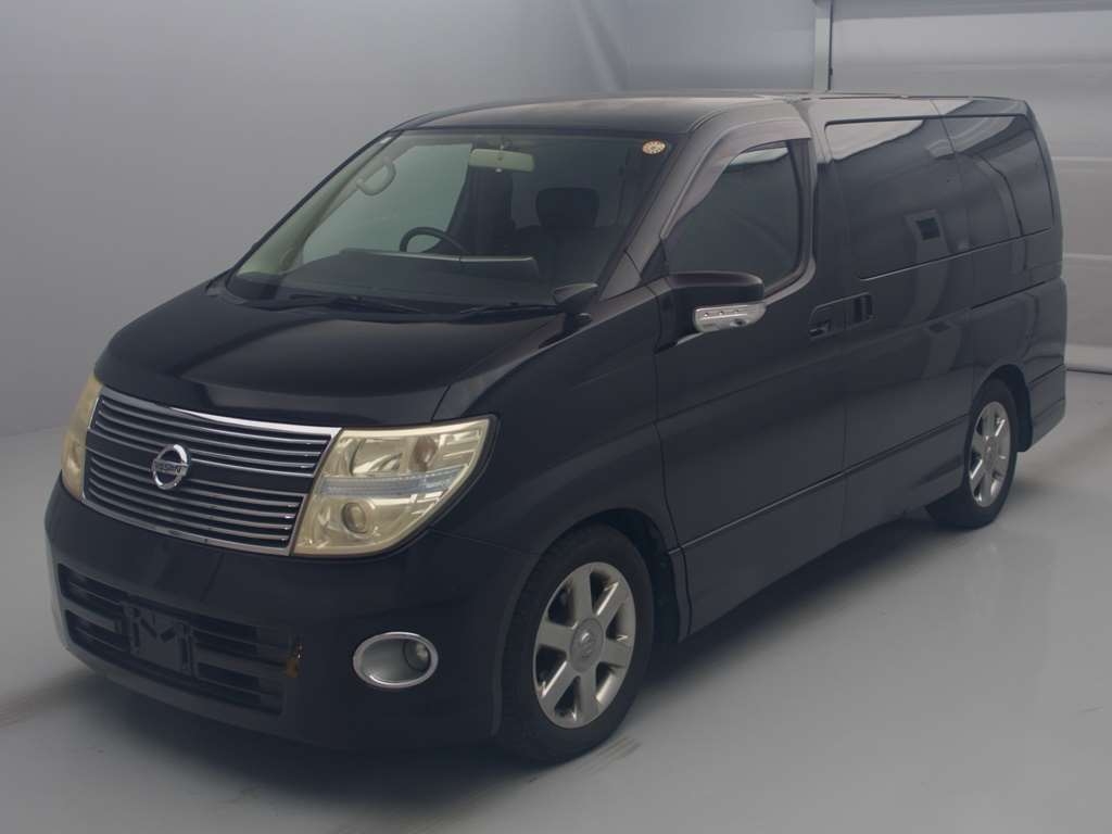 NISSAN ELGRAND