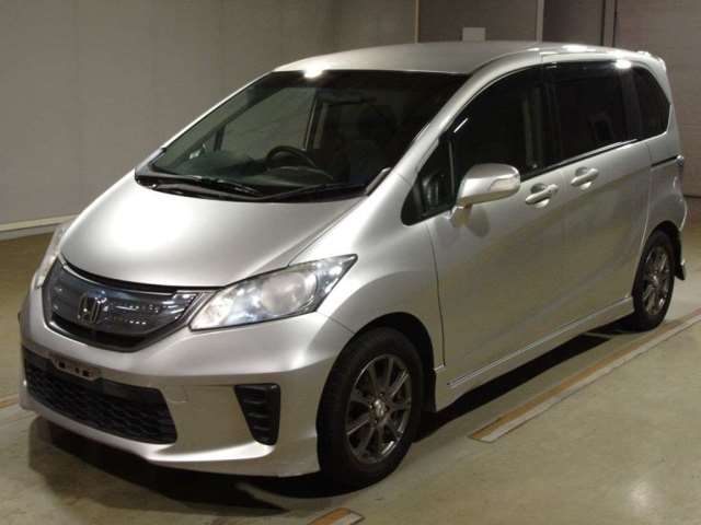 HONDA FREED HYBRID