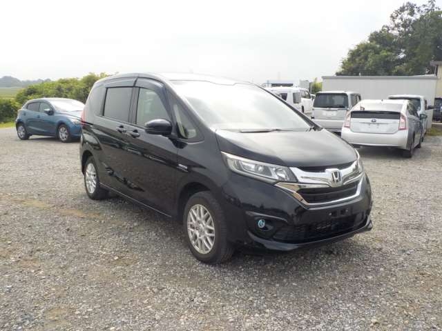 HONDA FREED HYBRID