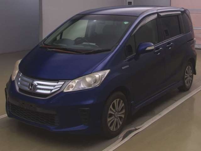 HONDA FREED HYBRID