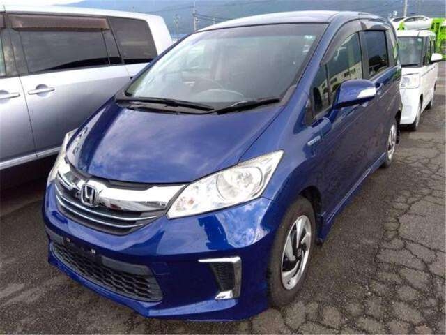 HONDA FREED HYBRID