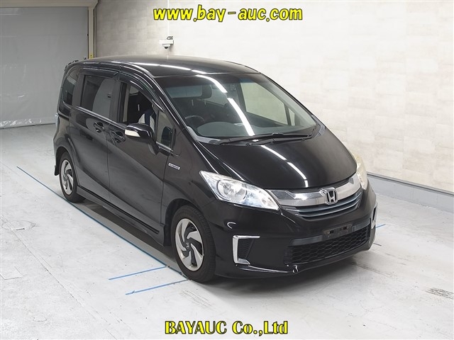 HONDA FREED HYBRID