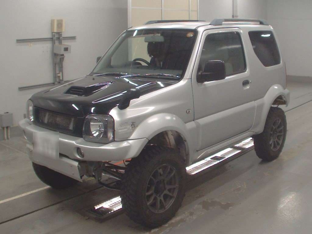 SUZUKI JIMNY SIERRA