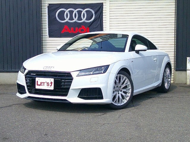 AUDI TT