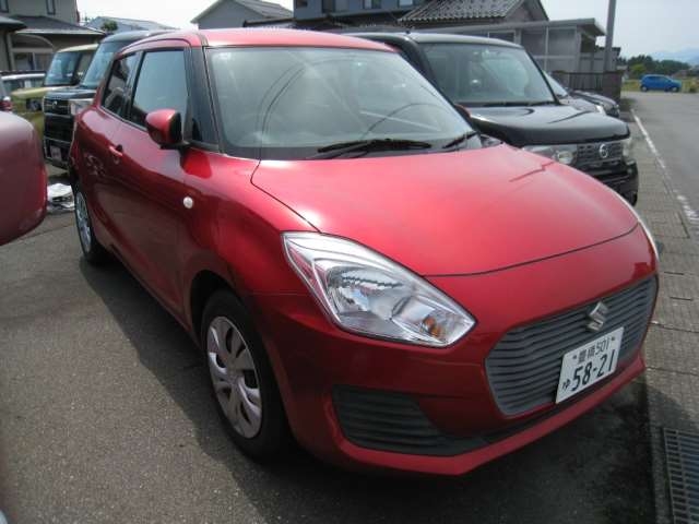 SUZUKI SWIFT