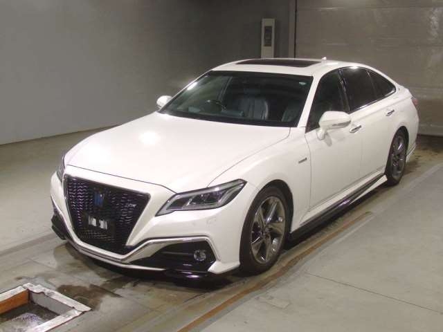 TOYOTA CROWN HYBRID