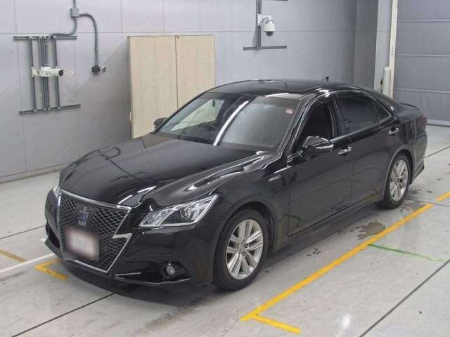 TOYOTA CROWN HYBRID